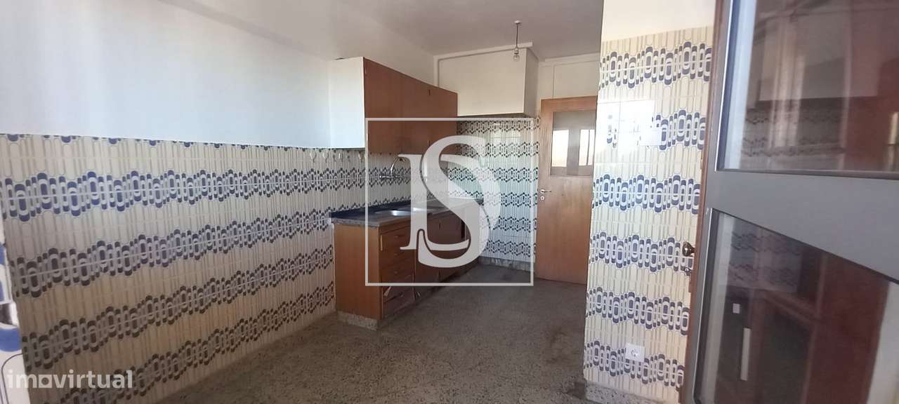 Apartamento T3 c/ arrecadação em Monte Abraão, Sintra-6