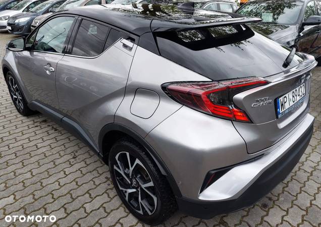 Toyota C-HR Hybrid Style Selection - 6