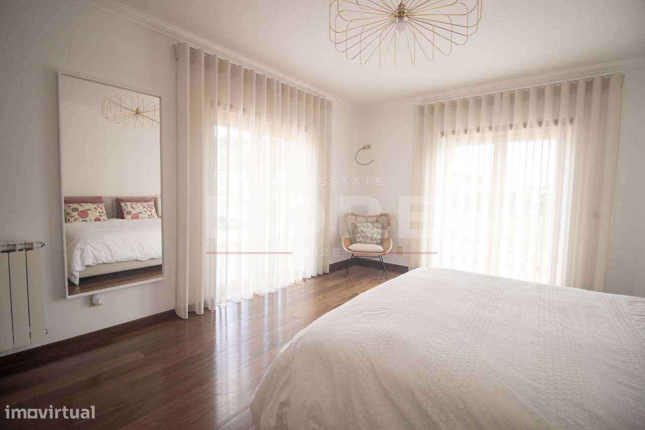 Moradia T5 independente de Gaveto - Caldas da Rainha-35