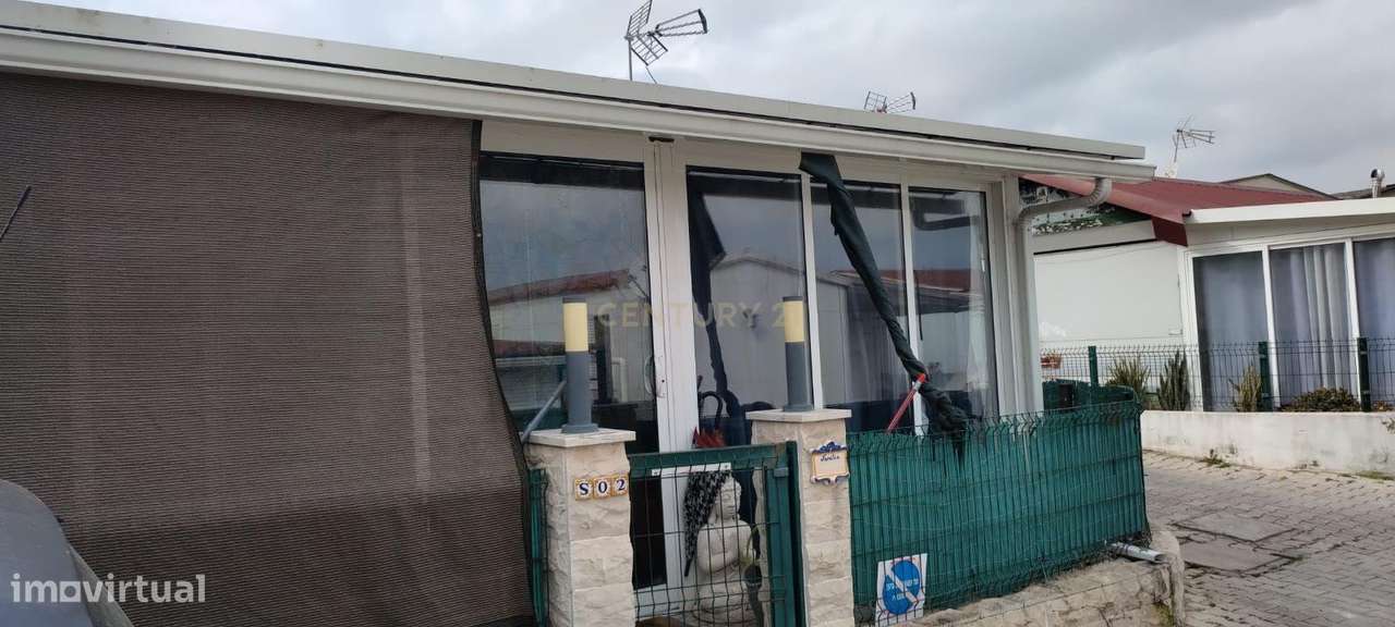 Moradia T3 em Parque verde, Fernão Ferro-12