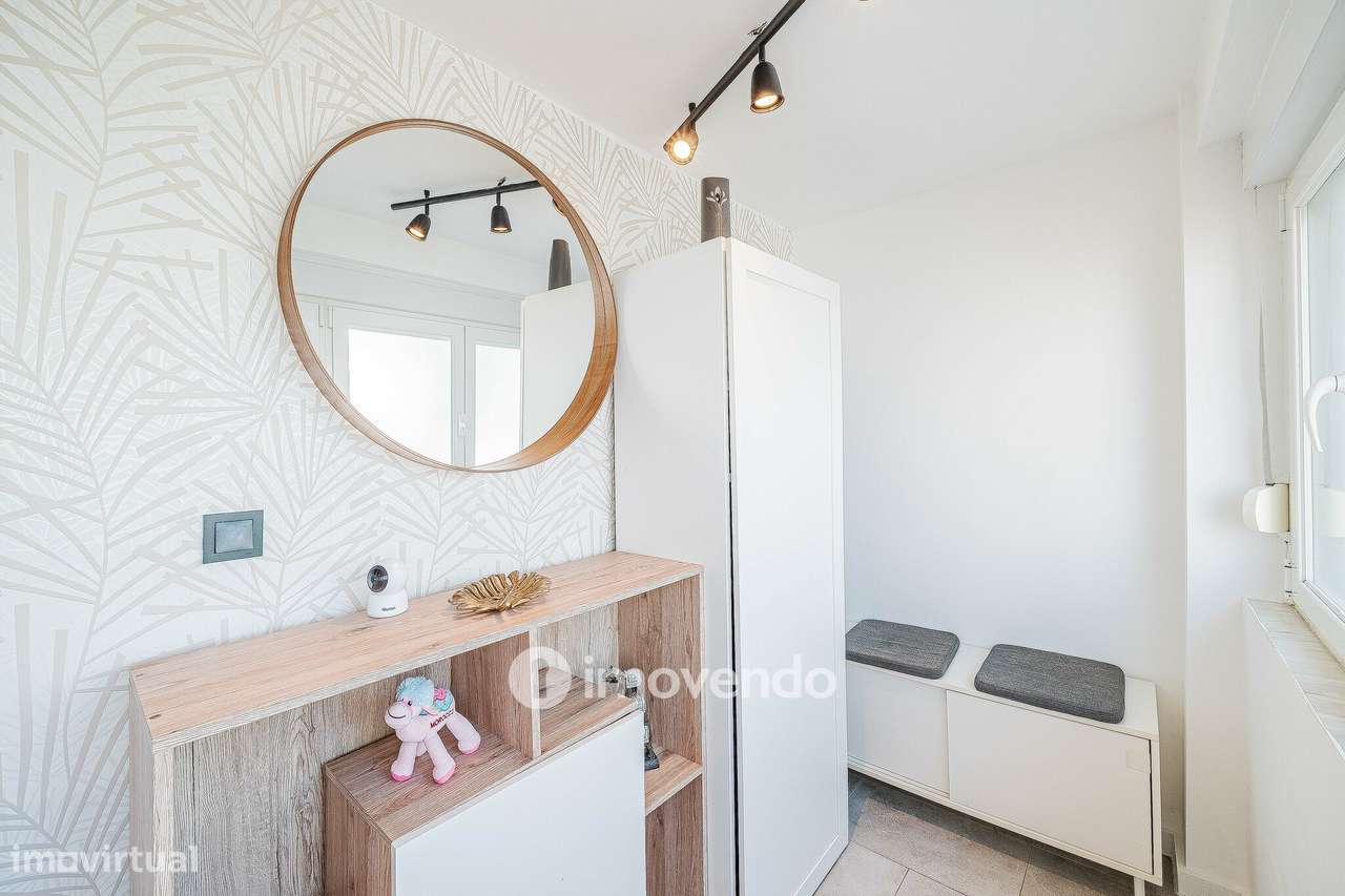 Apartamento T2 totalmente remodelado, em Marvila-29