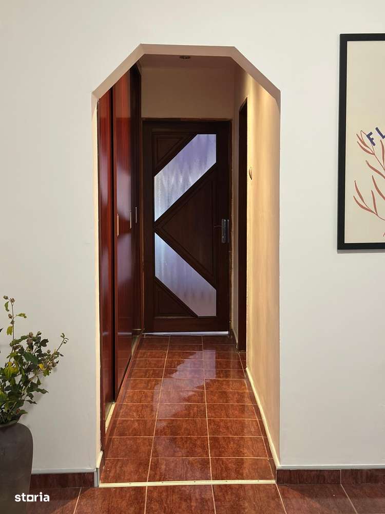 Vand apartament 3 camere-zona Lebada-5