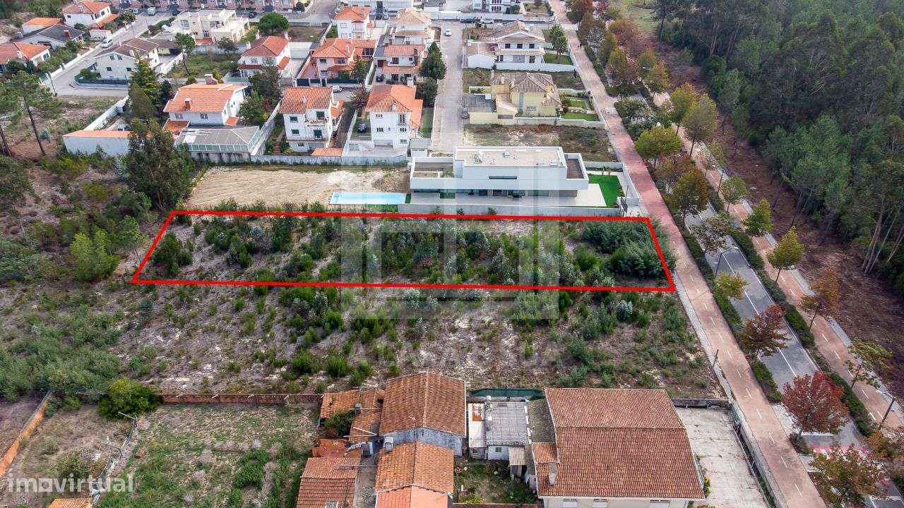 Lote com projeto aprovado para Moradia Térrea e Isolada - Grande imagem: 2/13
