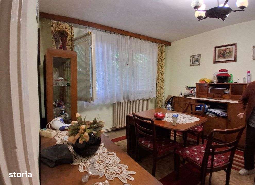 Apartament  3 camere Podu Ros , 70 metri, etaj 1 Cod:159608-6