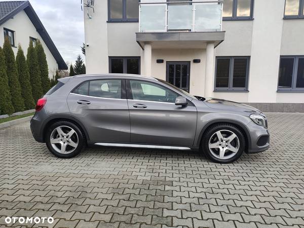 Mercedes-Benz GLA 220 d 7G-DCT AMG Line - 3