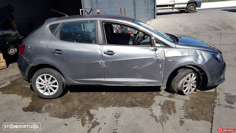 MANÍPULO PUXADOR INFERIOR TRASEIRO DIREITO SEAT IBIZA IV 6J5, 6P1 2014 - 1