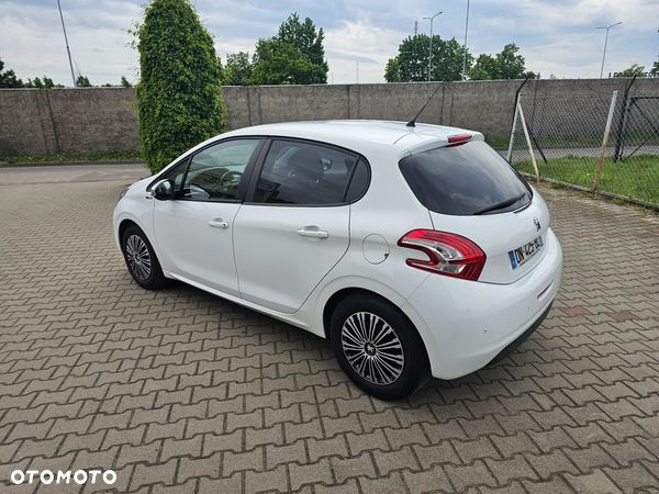 Peugeot 208 1.4 HDi Active - 11