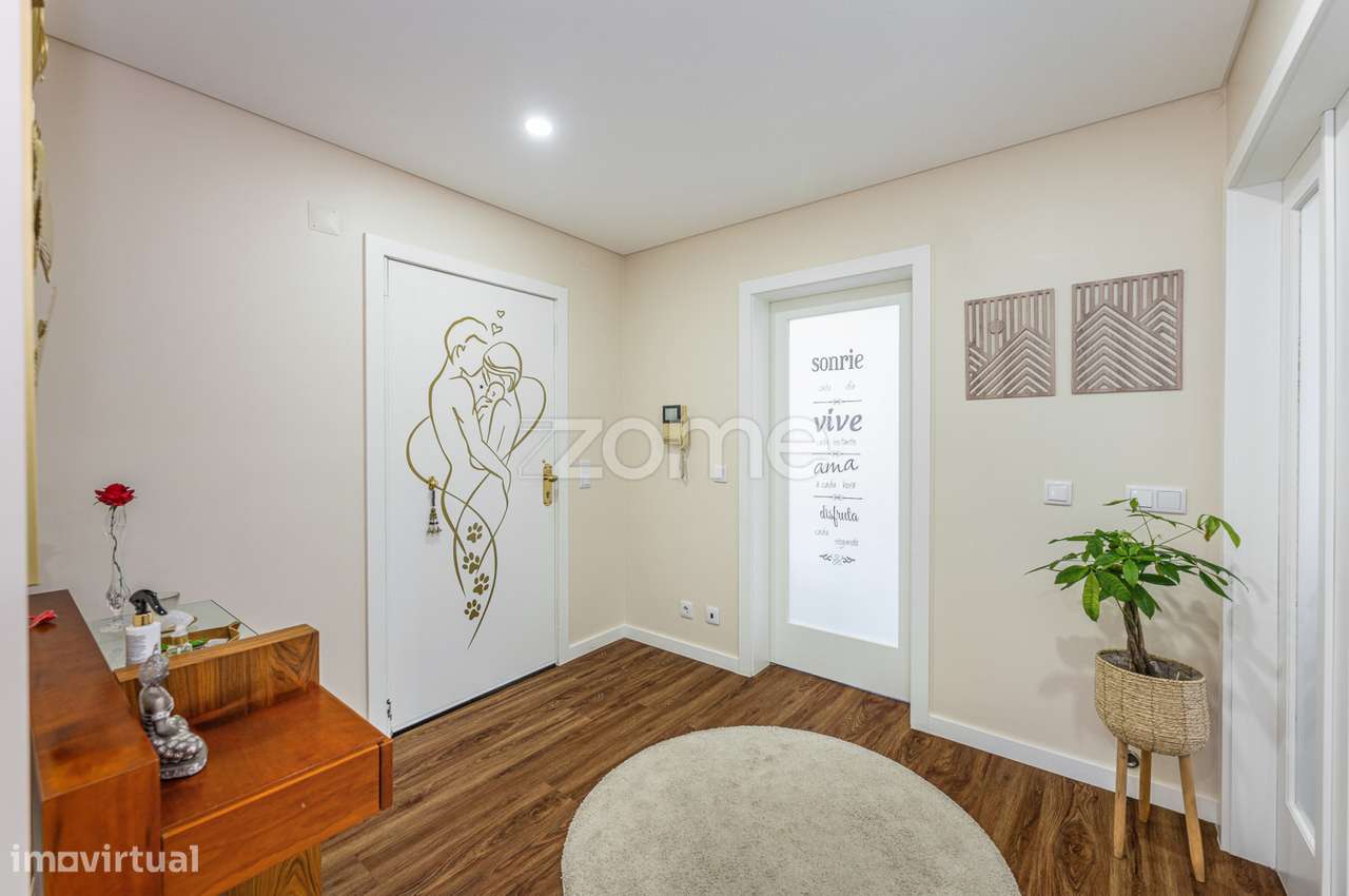 Apartamento T4, em Vila Meã Carvalhos - Grande imagem: 4/41