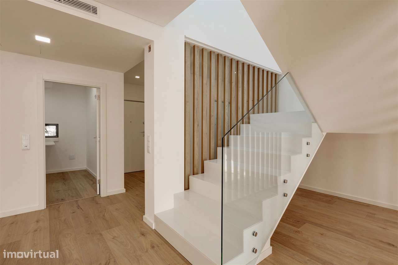 Moradia Nova T4 no Fanqueiro - Loures - Grande imagem: 5/19