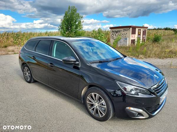 Peugeot 308 SW 1.2 PureTech GPF Allure S&S - 12