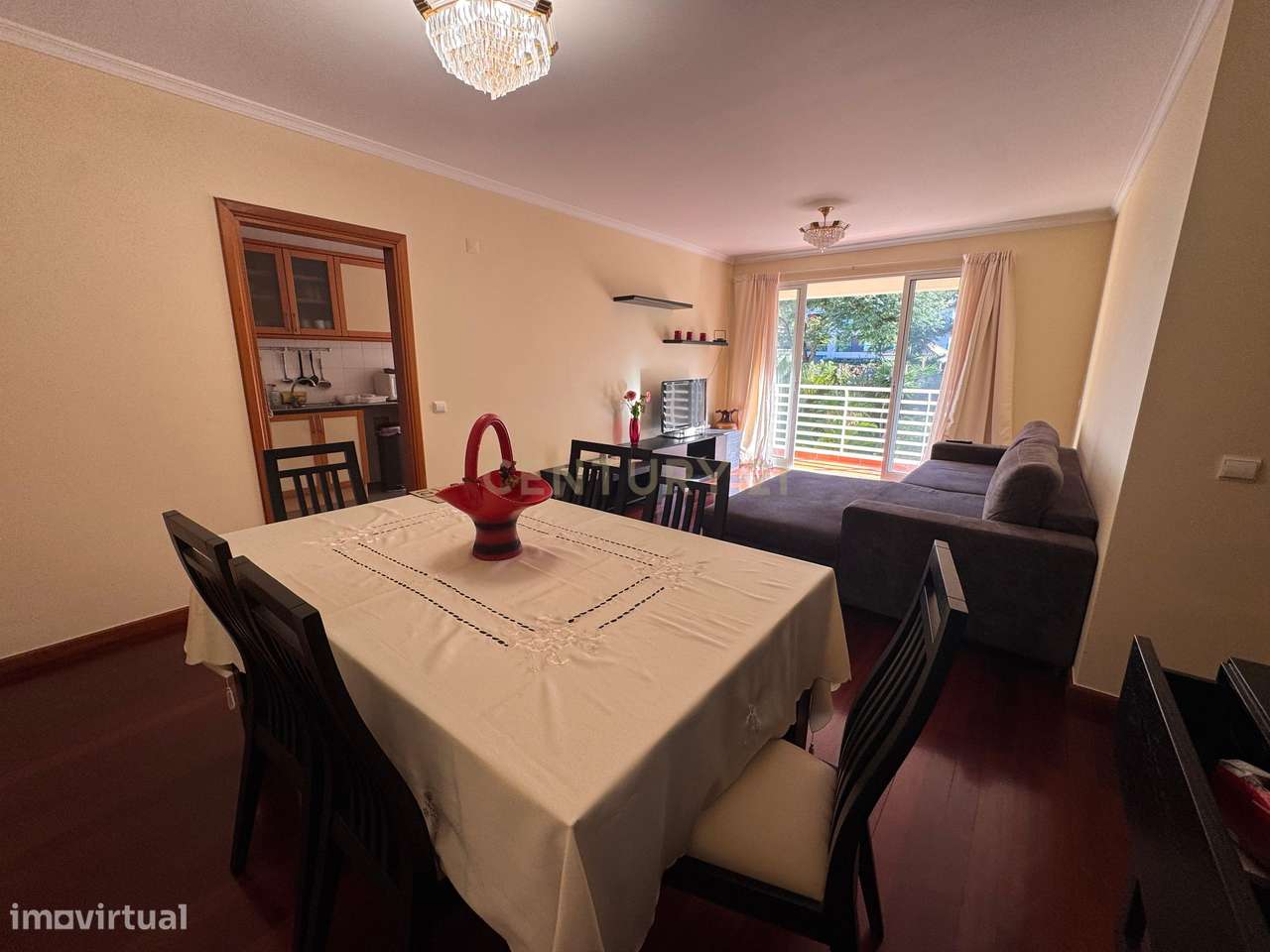 Moderno Apartamento T2 com Ampla Varanda - Lido, Funchal - Grande imagem: 2/12