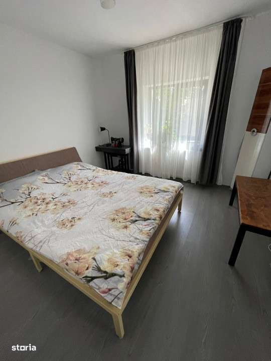 Casa spatioasa, complet mobilata, cu teren generos – Floresti, Praho-6