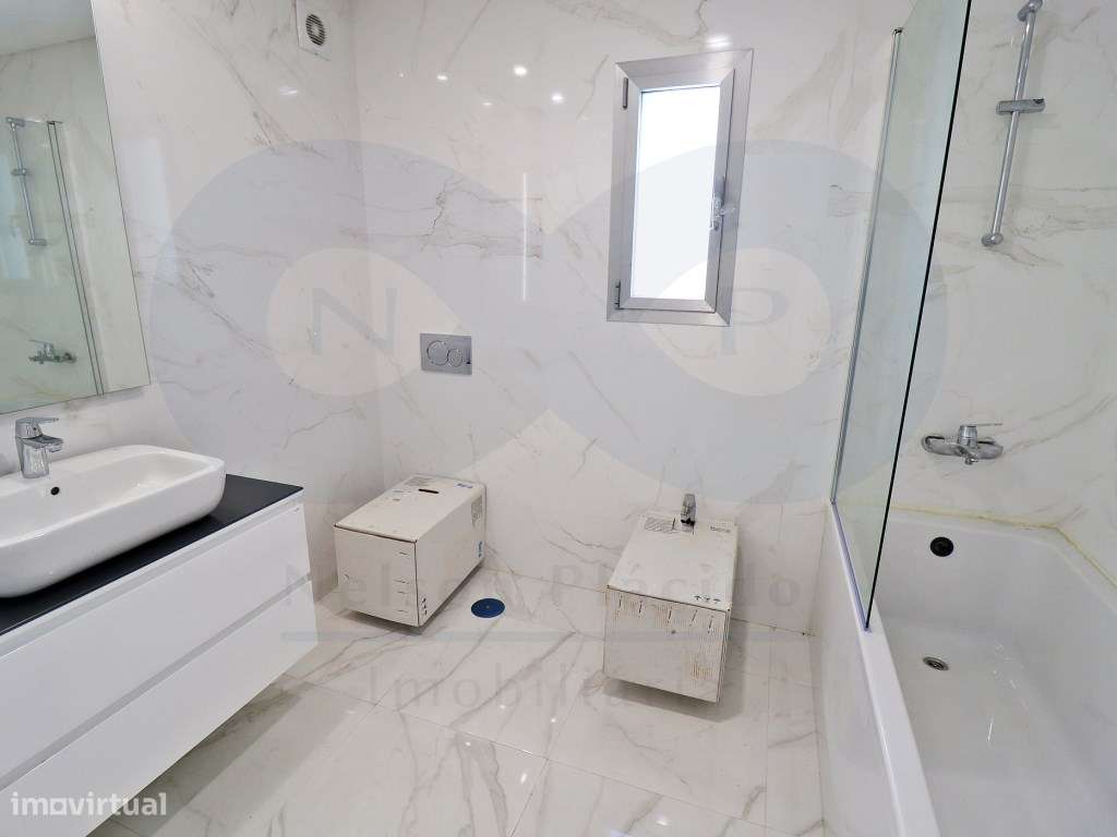 T4 CONSTRUÇÃO NOVA com terraço e garagem em Colinas do Cruzeiro - O...-30