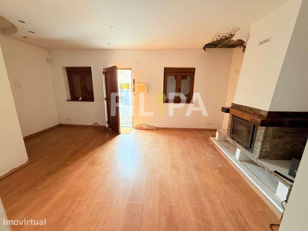 Moradia V2 com duas suites, terraços e jardim - Gondomar - Grande imagem: 4/19