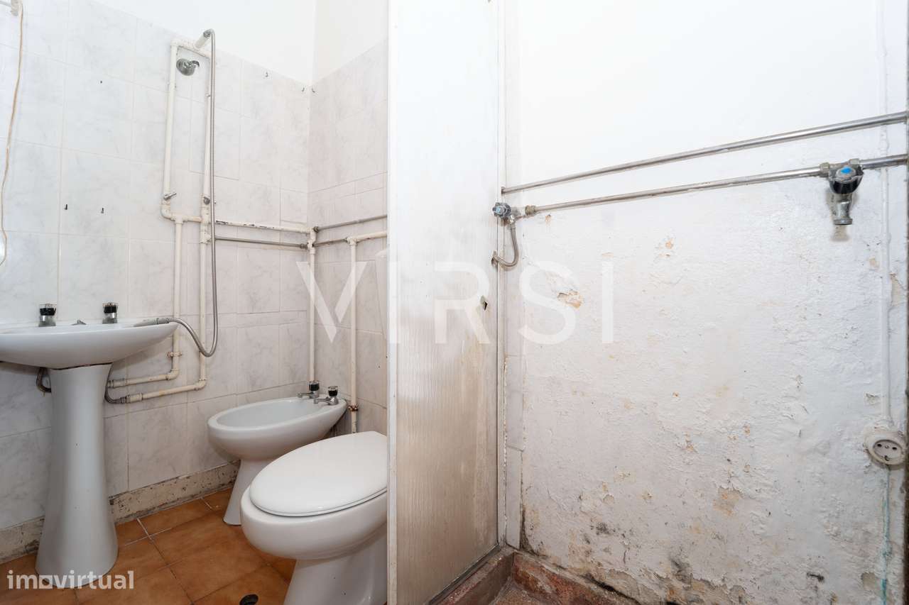 Moradia para remodelar a 3 min do ISCAC-31