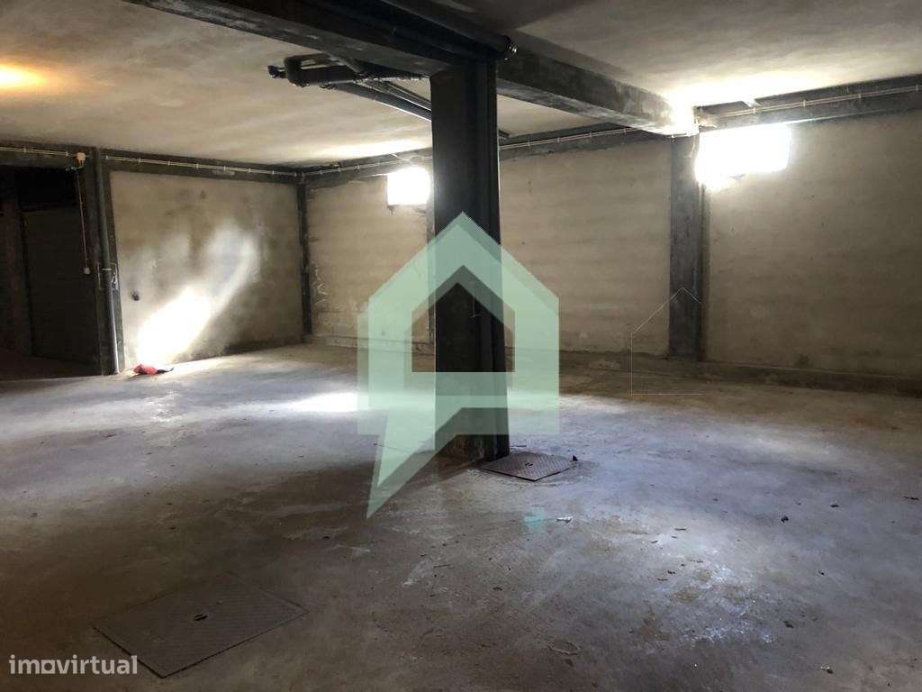 APARCAMENTO - PERELHAL - Grande imagem: 4/7