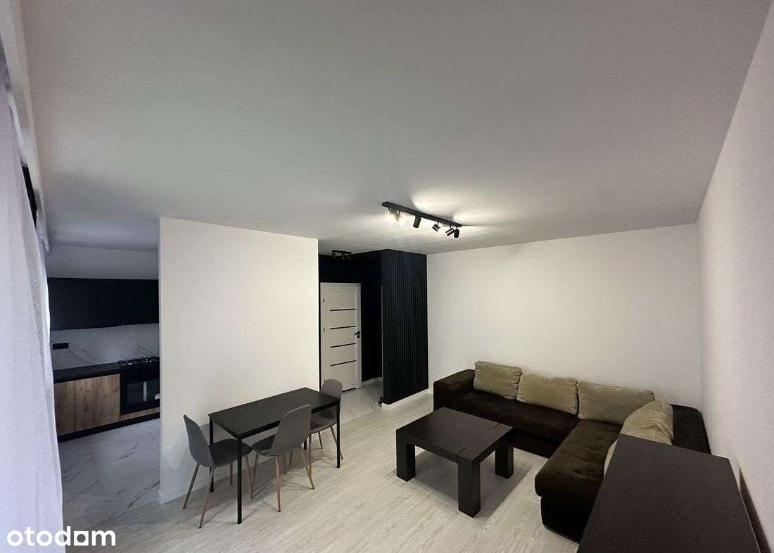 Kawalerka po gen. remoncie. Bardzo dobry standard-1