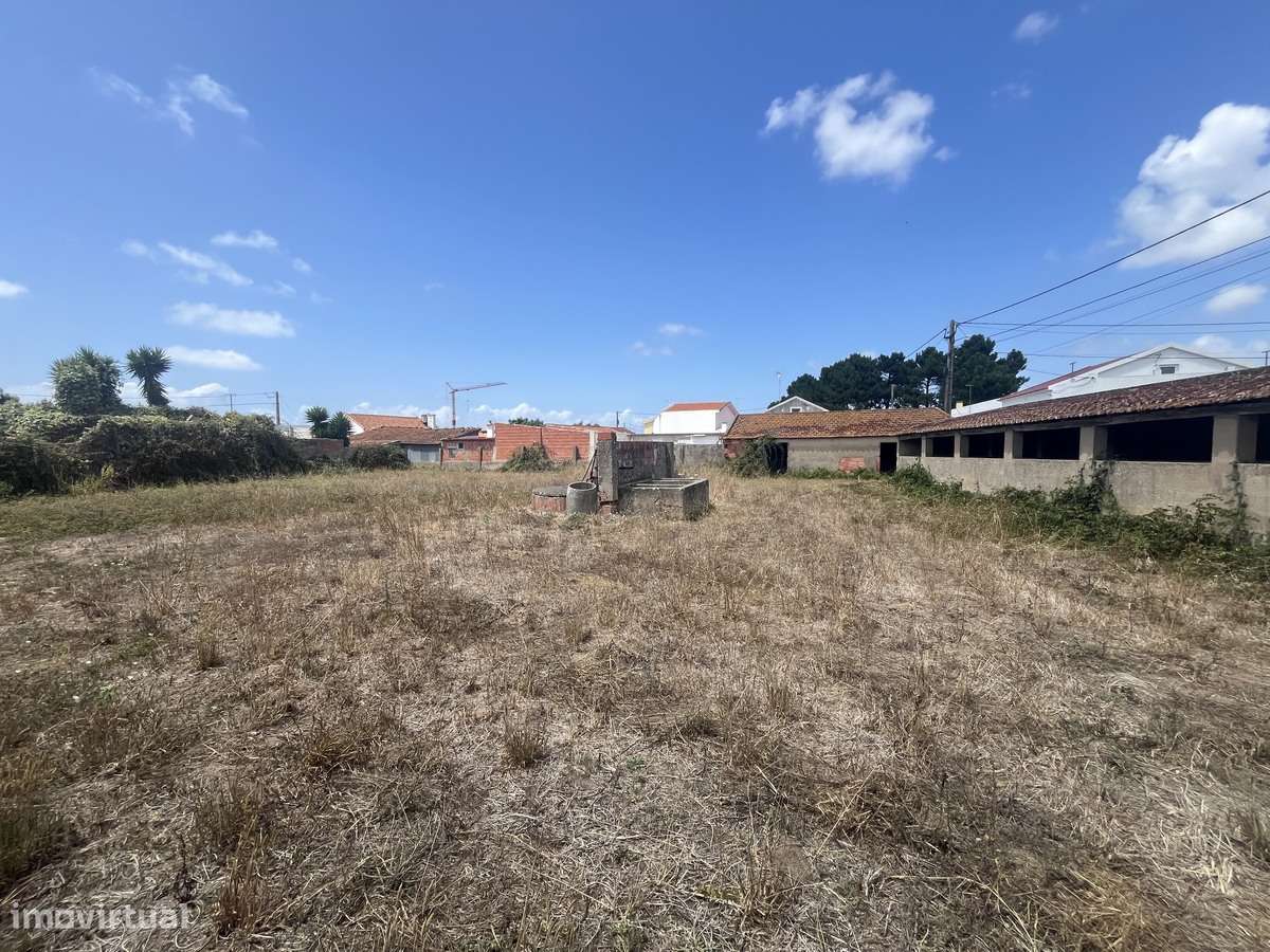 Quintinha com terreno c/ vabilidade de construção!-28