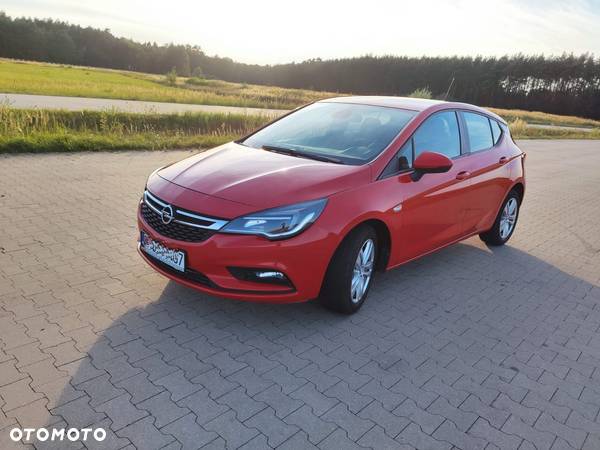 Opel Astra V 1.6 CDTI Dynamic S&S - 2