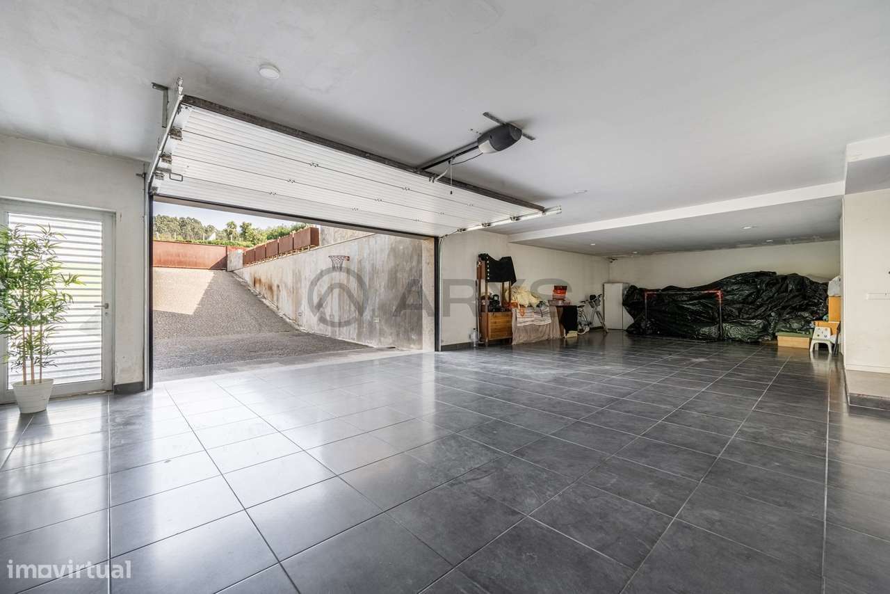 Moradia em Trandeiras, Braga-25