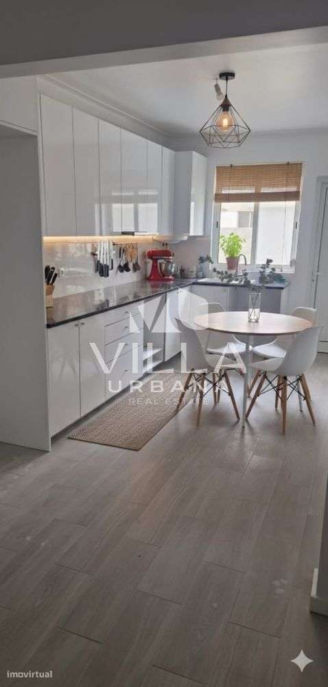 Apartamento T3 com Logradouro – Fogueteiro, Seixal-14