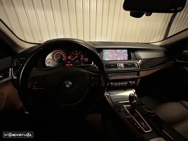 BMW 520 d Line Luxury Auto - 11