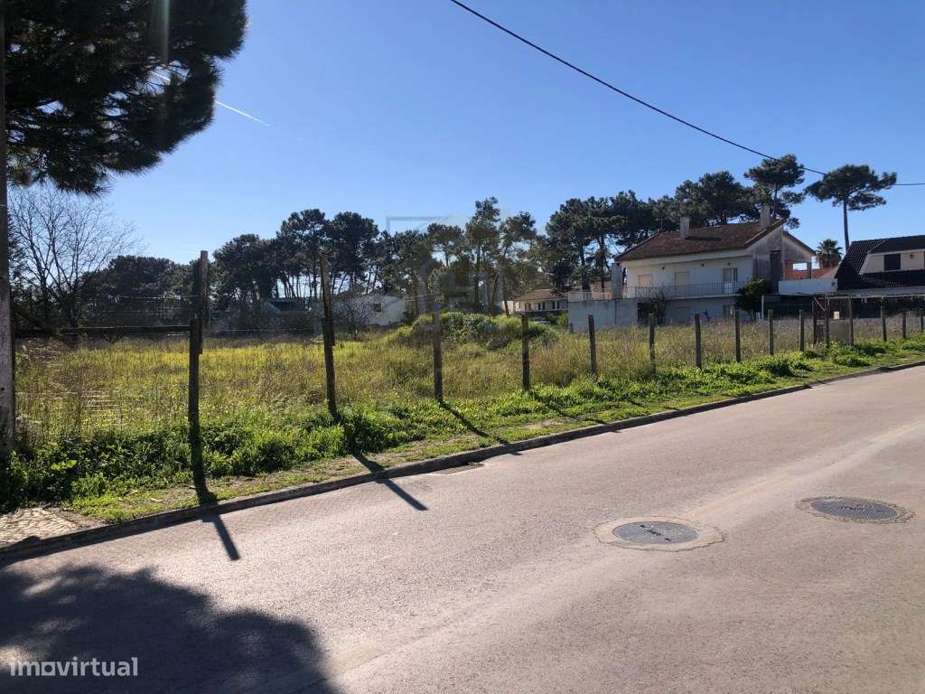 Excelente Lote com 2520m2 na Aroeira-15