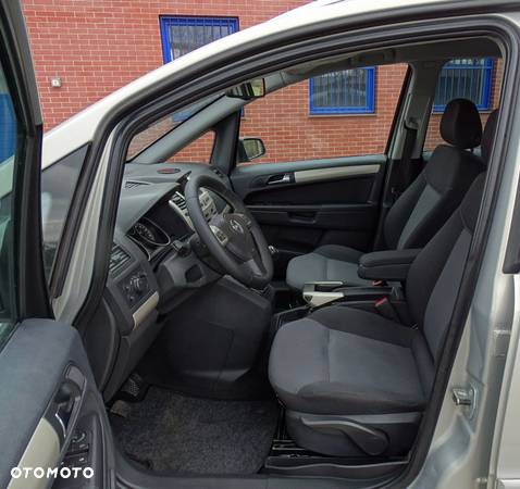 Opel Zafira 1.7 CDTI Cosmo - 7