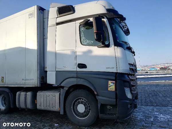 Mercedes-Benz Actros 1845 LS - 1