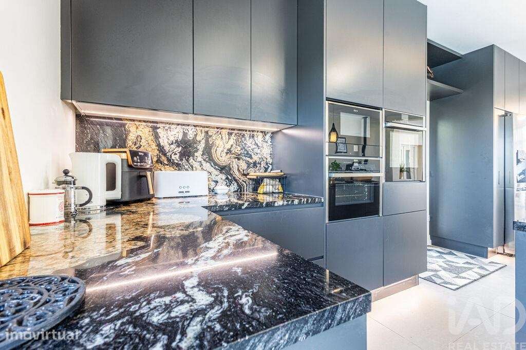 Casa / Villa T5 em Bárrio de 387,00 m2 - Grande imagem: 4/30