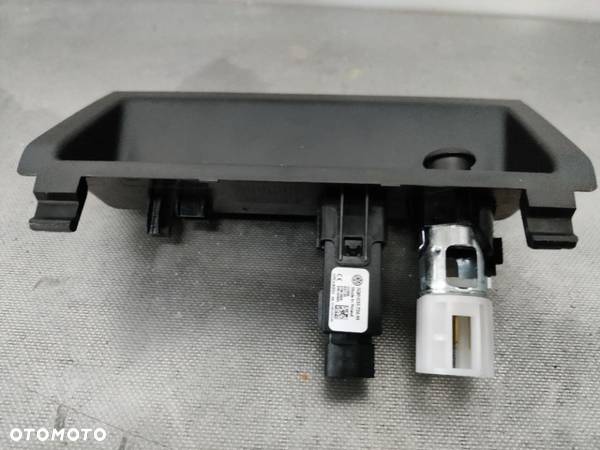 Panel USB Zapalniczka Skoda Fabia 3 FL III Lift 6V0857367D Zaślepka Osłona - 4