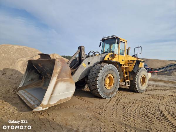 Volvo L220 - 2