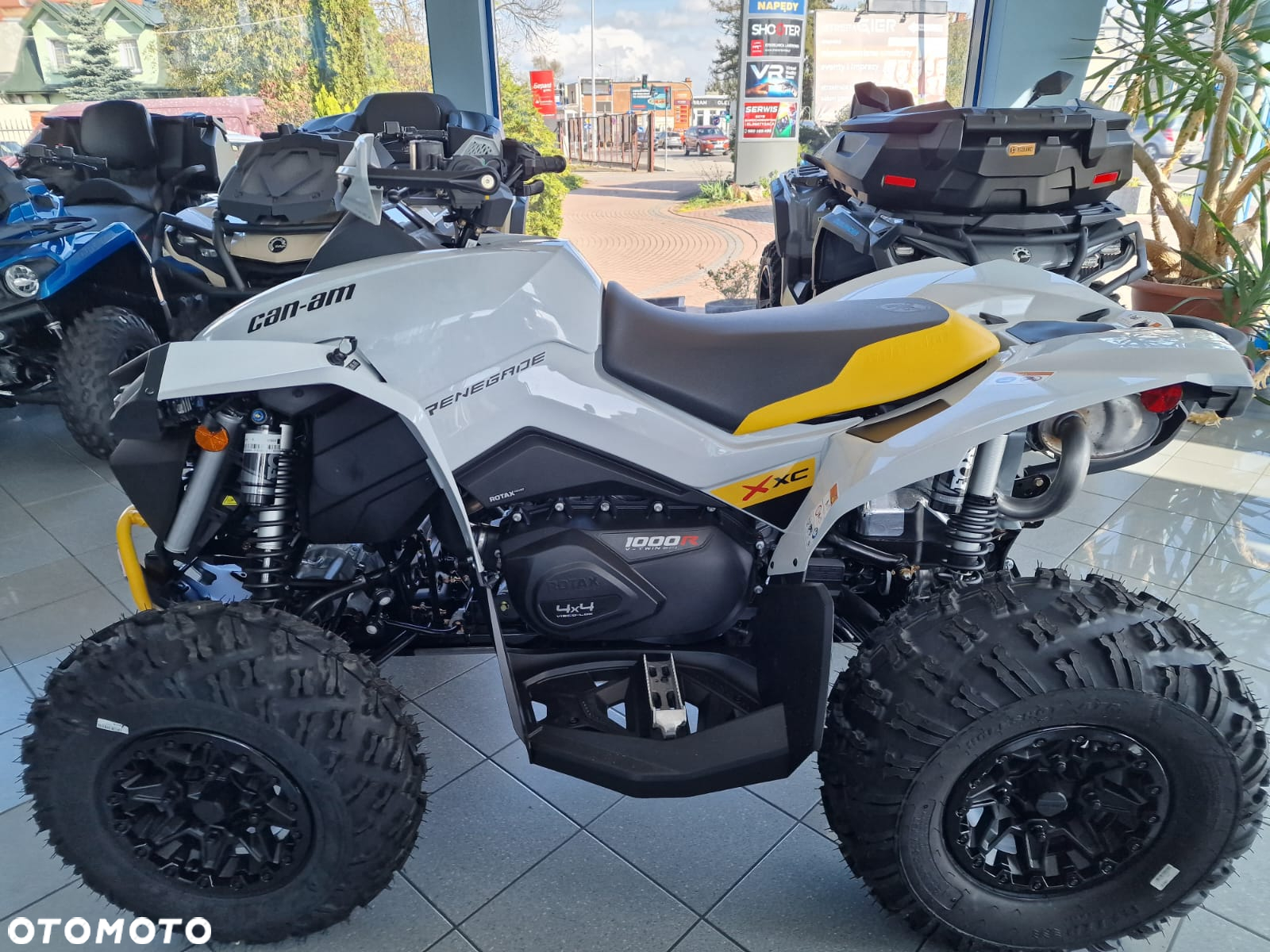 Can-Am Renegade - 11