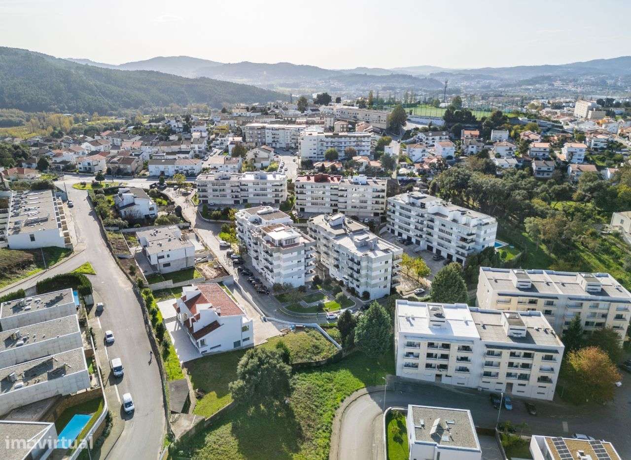 Moradia T5 Remodelada - Condomínio da Fonte Seca-11