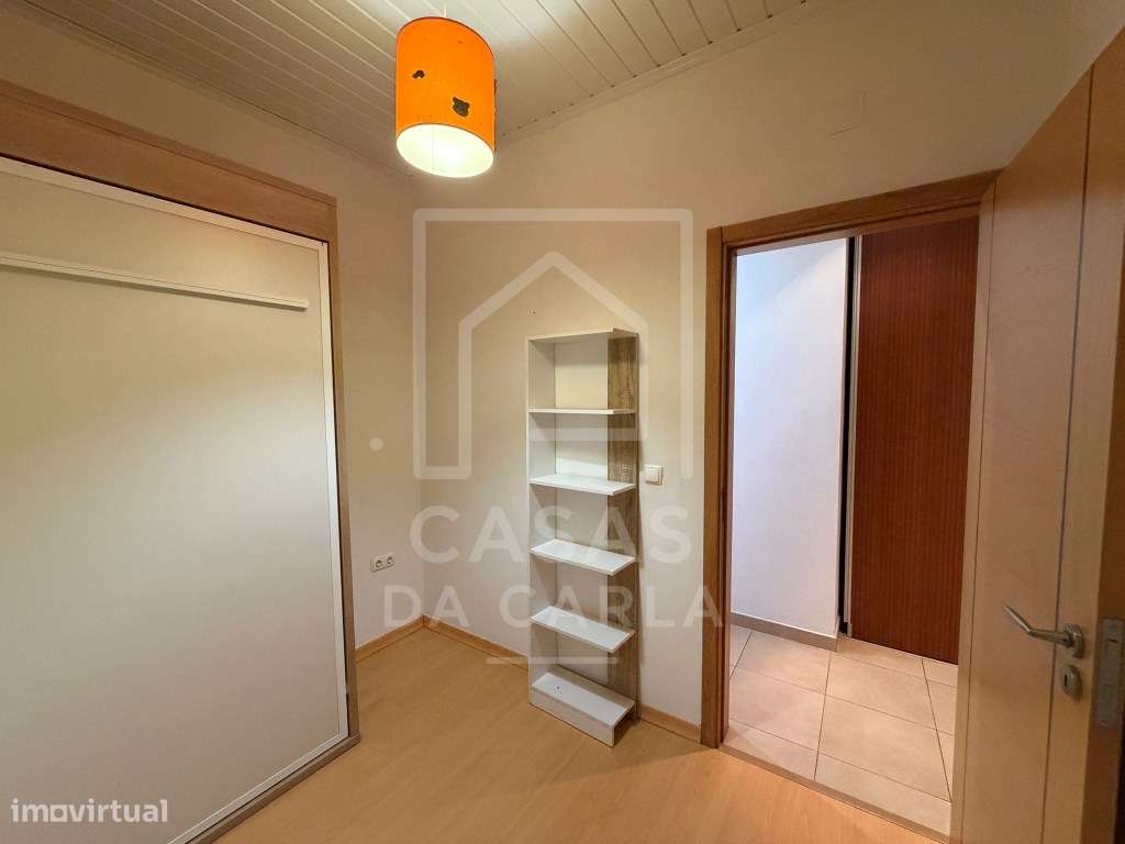 Moradia T2+2 com logradouro e garagem em Faro do Alentejo-11