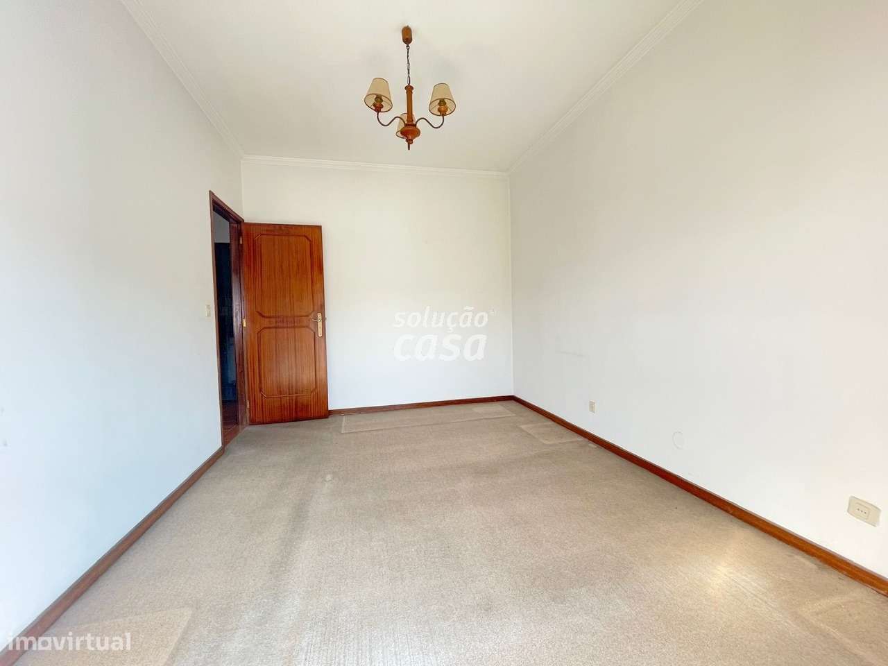 Apartamento T3 com Lugar de Garagem, localizado a 650 metros da Estaçã-18