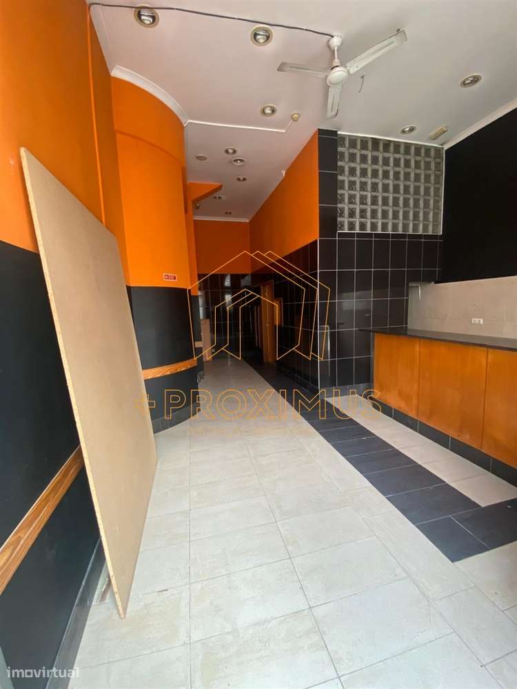 Loja no centro da Figueira da Foz - Grande imagem: 5/26