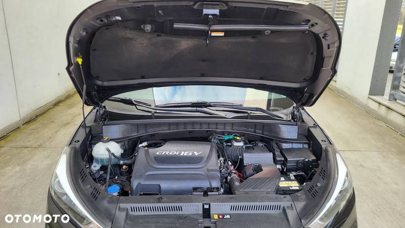 Hyundai Tucson 2.0 CRDi 4WD Advantage - 8