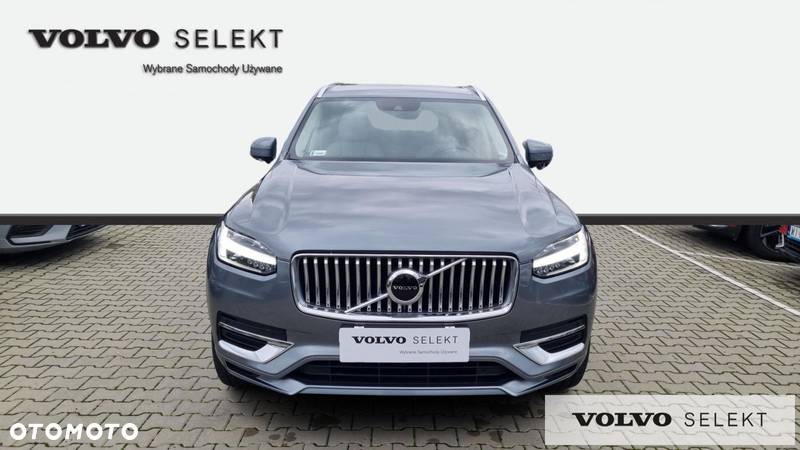 Volvo XC 90 - 9