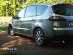 Ford S-Max 2.0 FF Titanium - 37