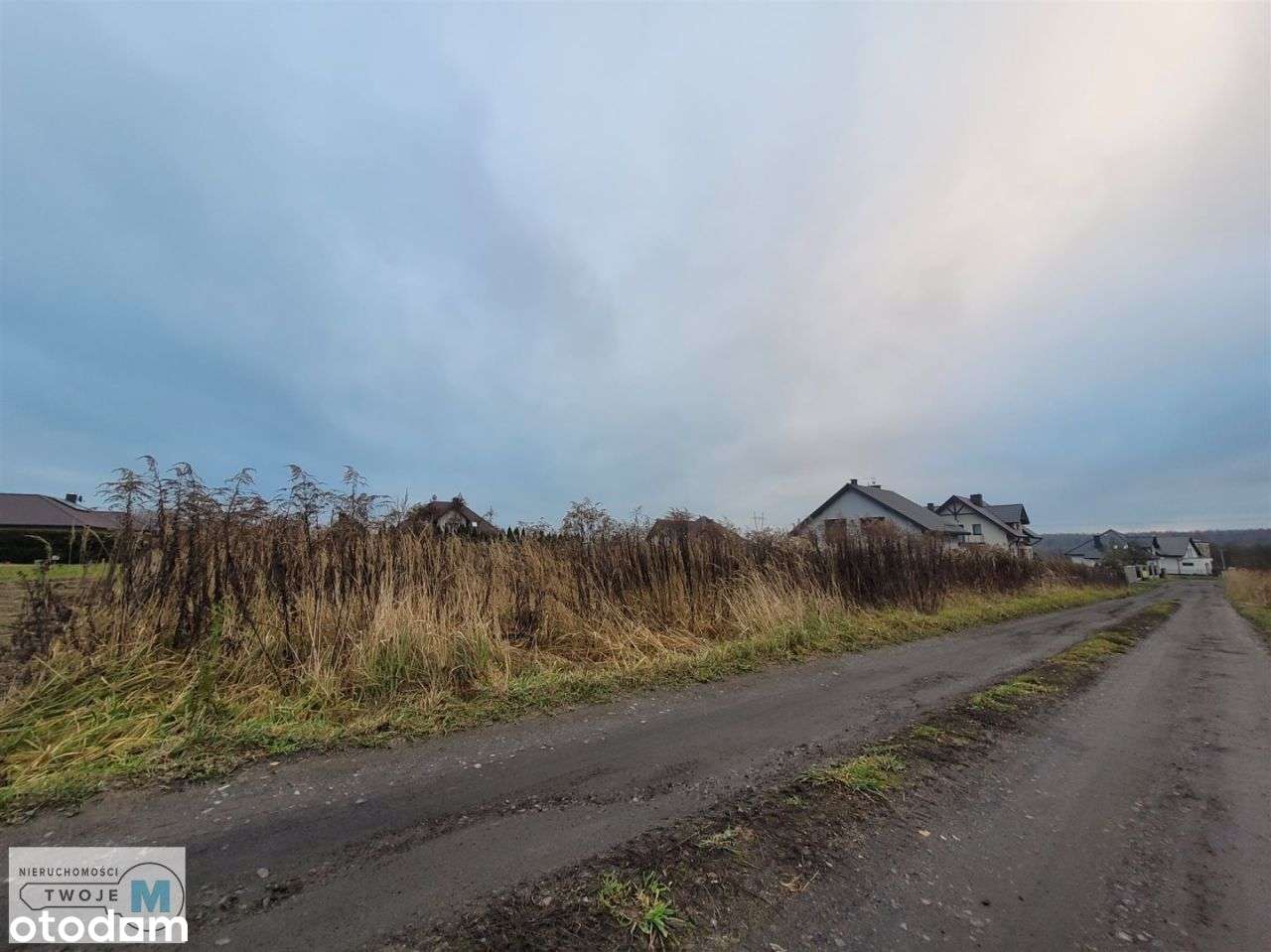 Działka budowlana z mediami Wiśniowa, Kostomłoty I-6