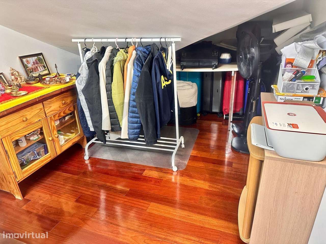 T4 no Último Piso com Terraço de 100m2 e Vista Panorâmica Deslumbrante-19