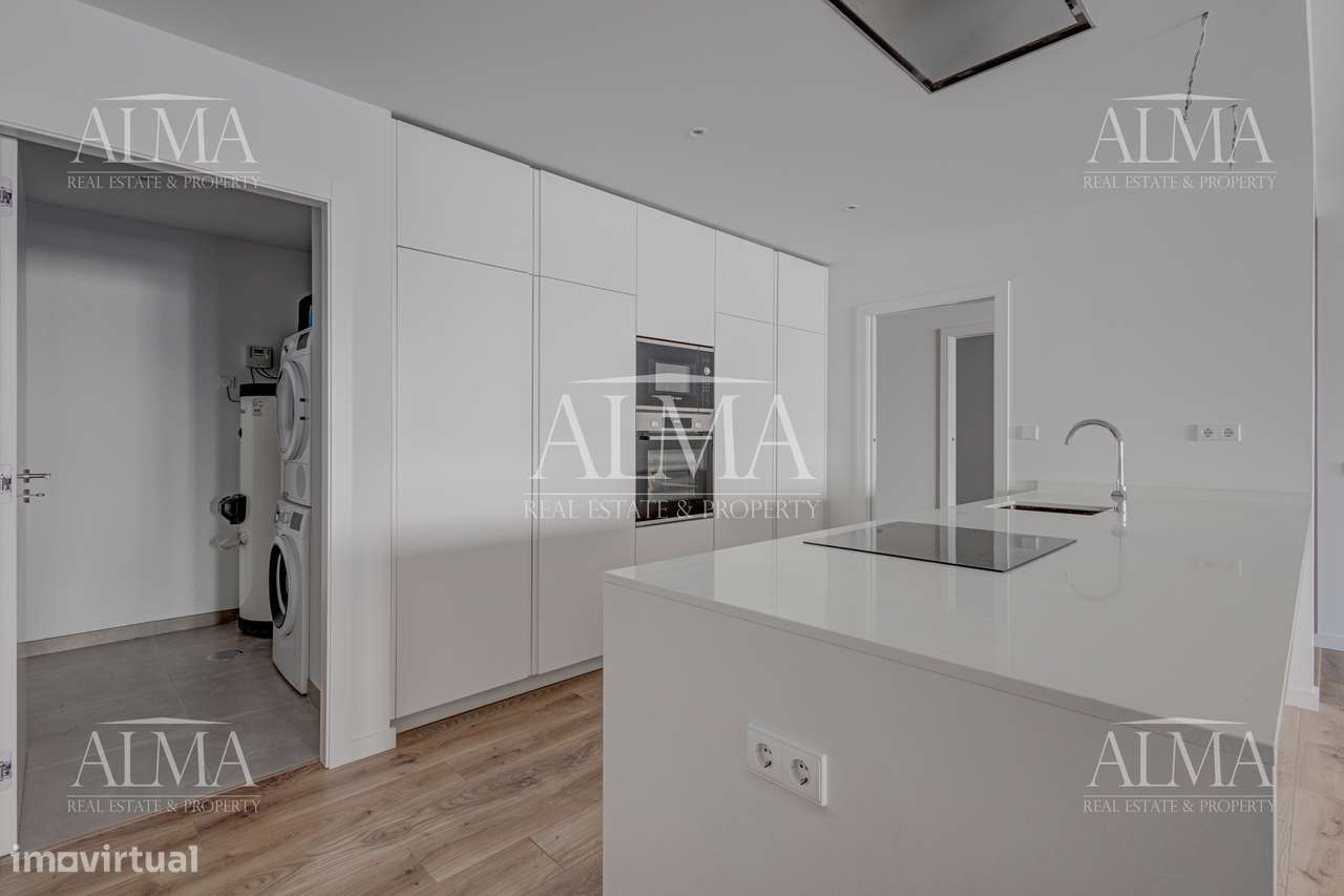 Apartamento T4 novo  na Senhora do Porto-3