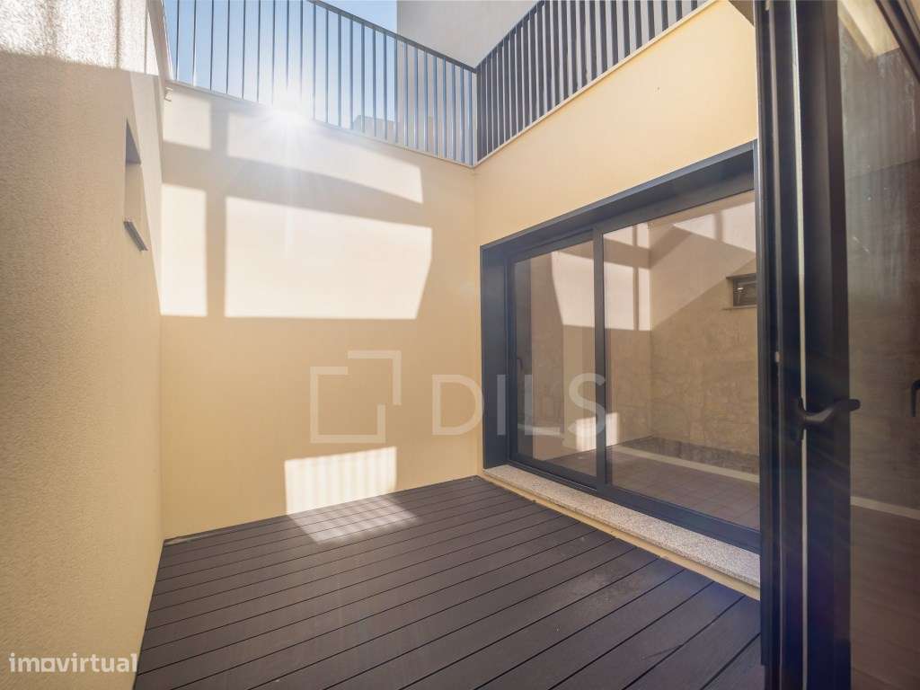 Apartamento T1+1 com jardim na Baixa do Porto - Grande imagem: 5/31