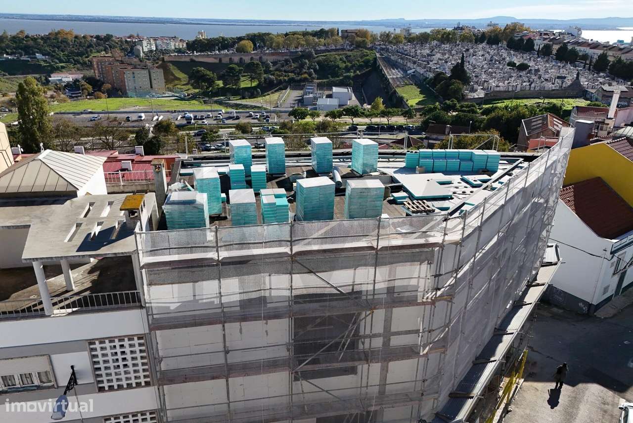 T1 67 m2 a estrear com vista na Penha de França - Grande imagem: 5/18