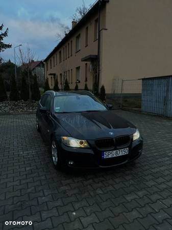 BMW Seria 3 318d Touring - 3