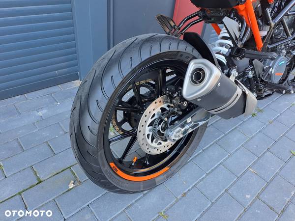 KTM Duke - 11