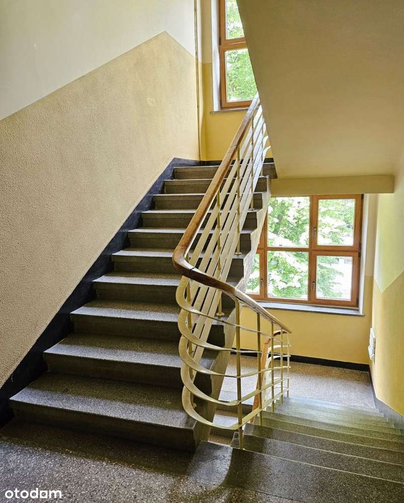 Ładne 50m2 – na skraju os. Oficerskiego-16