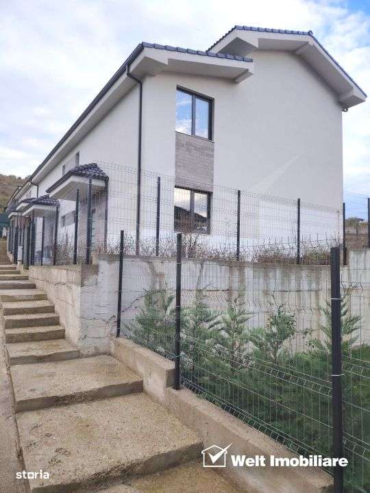 Duplex de vanzare in Dezmir - Imagine principală: 2/14
