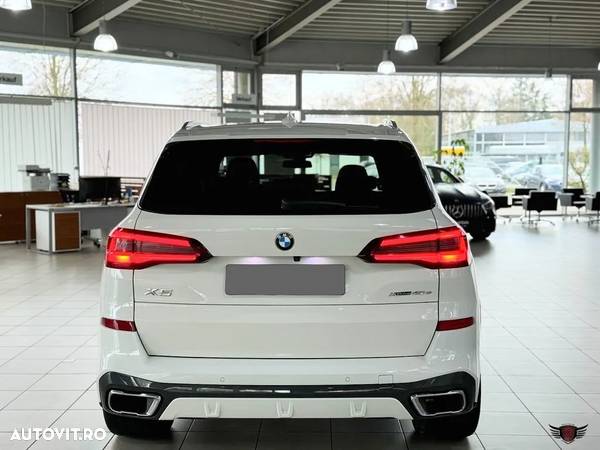 BMW X5 xDrive45e - 12